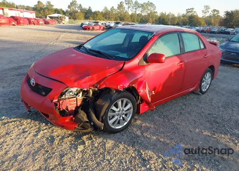 2010 Toyota Corolla S z USA, uszkodzony, nr VIN 2T1BU4EE4AC418285